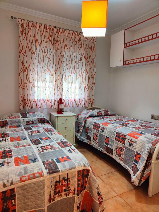 Apartamento Zona Playa De Burriana Con Terraza เนร์คา ภายนอก รูปภาพ